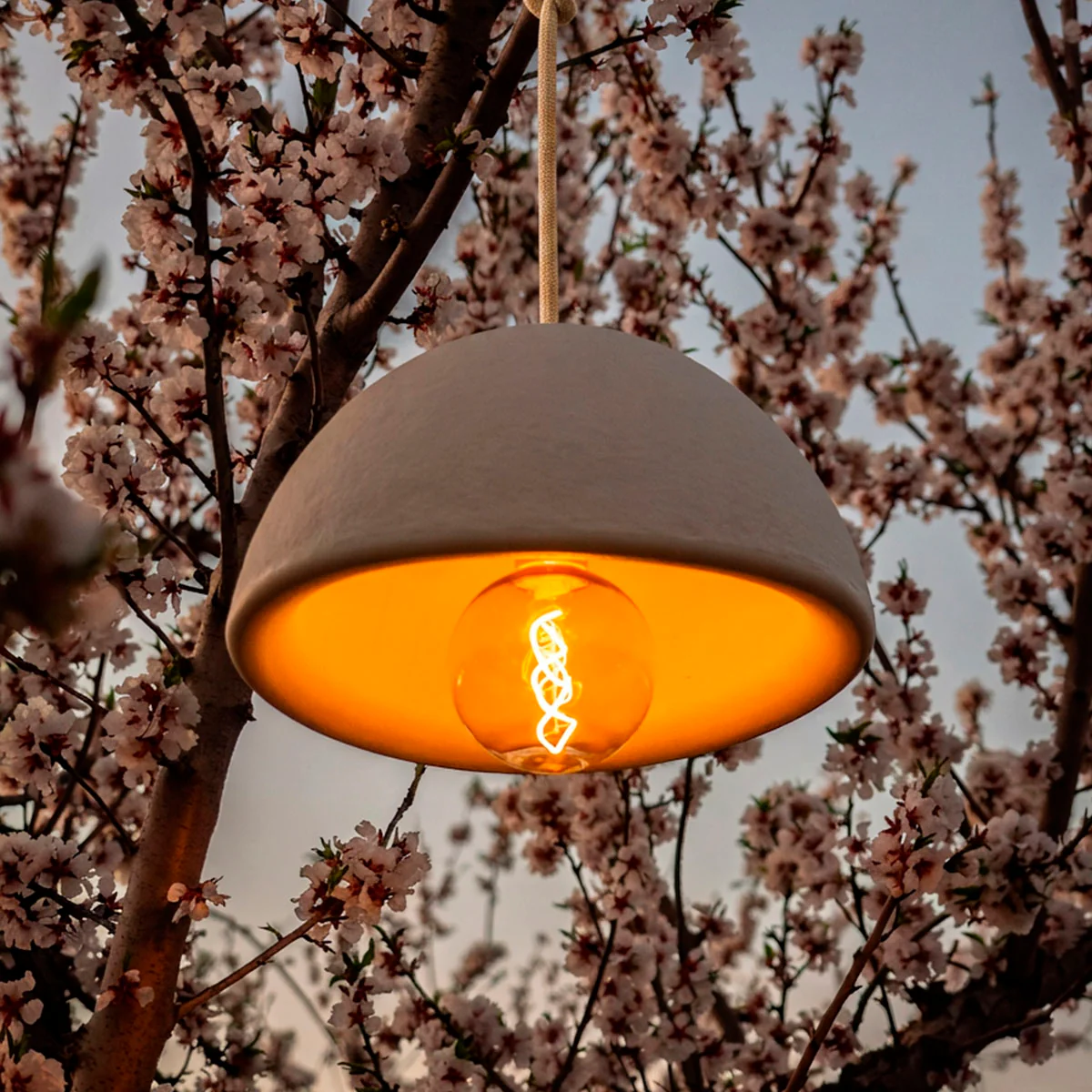 LAMPE SUSPENSION SANS FIL LUNA - Image 7