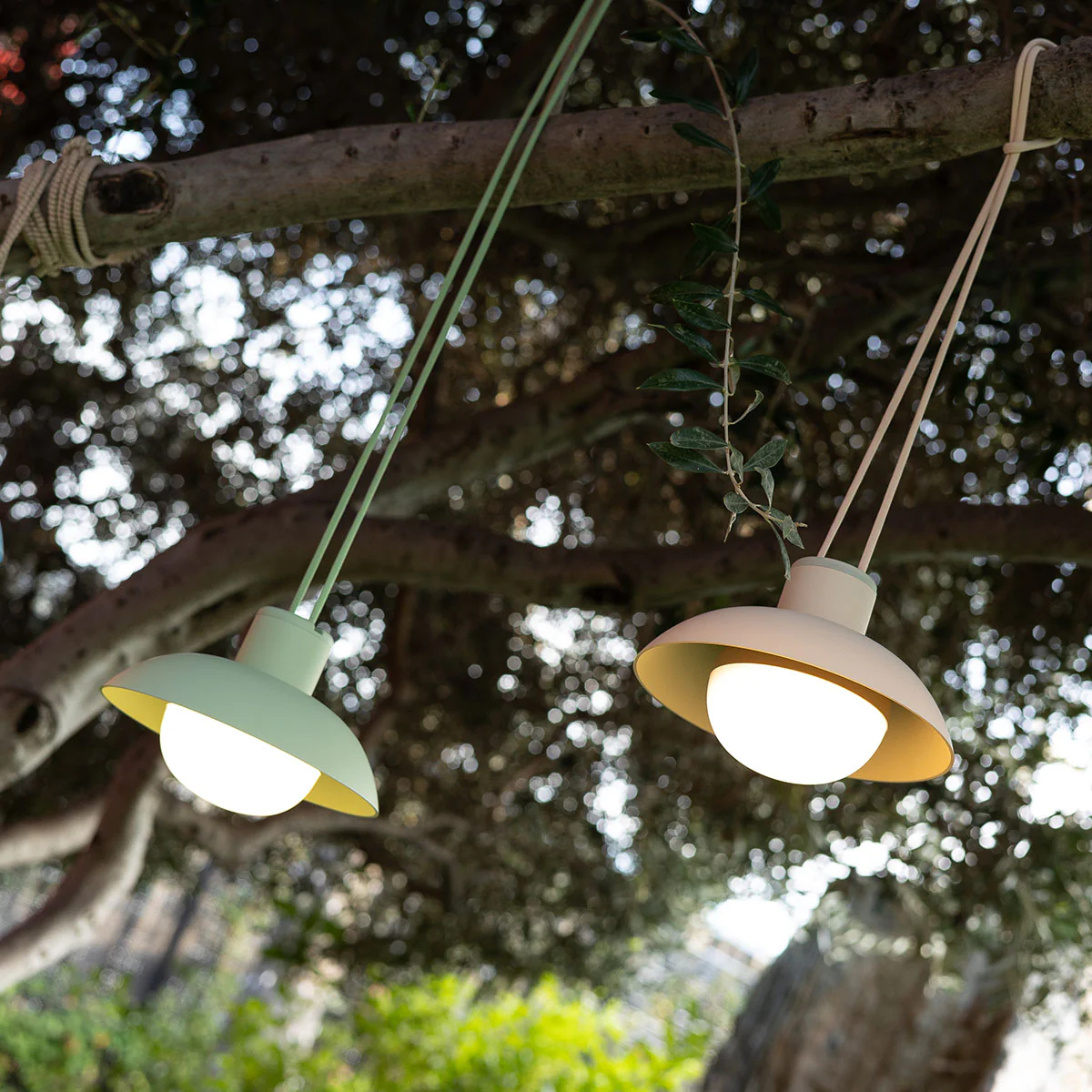 LAMPE SUSPENSION SANS FIL SYROS