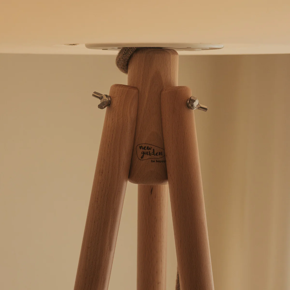 LAMPADAIRE TRÉPIED CHLOE 140 | USAGE INTÉRIEUR - Image 7