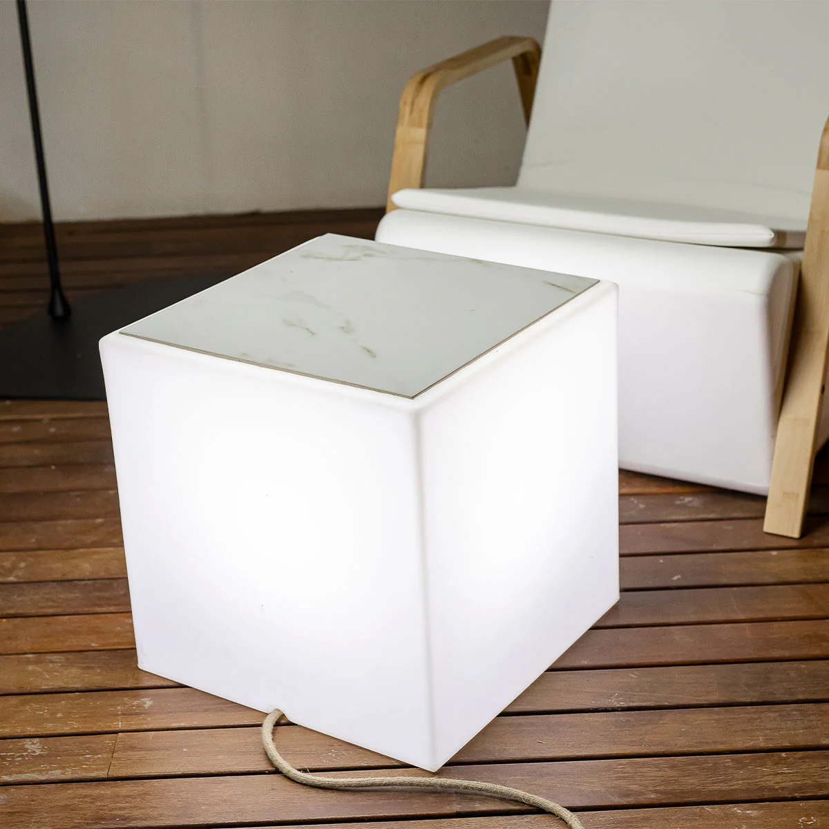TABLE BORA AVEC LUMIÈRE - Image 2