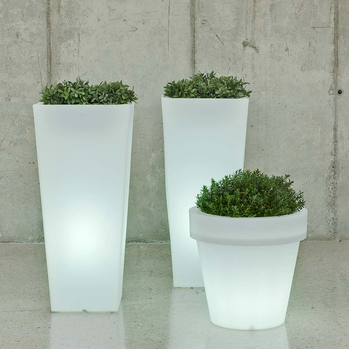 POT DE FLEURS MELISA 40 AVEC LUMIÈRE